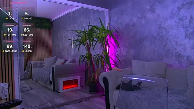 Snapshot of BambiAndAyline chatting on March 18, 2025, 7:44 am BambiAndAyline online show from March 18, 2025, 7:44 am