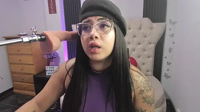 Snapshot of Sexy_cristall_ chatting on September 26, 2025, 12:06 am Sexy cristall online show from September 26, 2025, 12:06 am