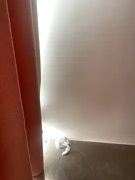 zqq5522 online show from October 22, 2025, 4:23 am