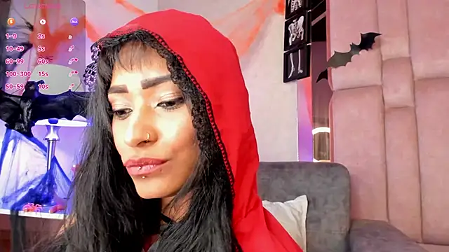 Snapshot of AshleyBelth_ chatting on October 31, 2025, 9:43 pm AshleyBelth online show from October 31, 2025, 9:43 pm