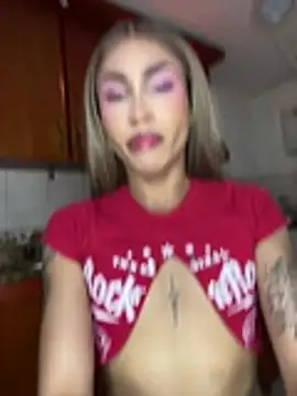 Ambarhilton online show from March 8, 2026, 2:15 am