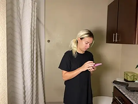 girlfriendmissy online show from March 14, 2026, 5:30 pm