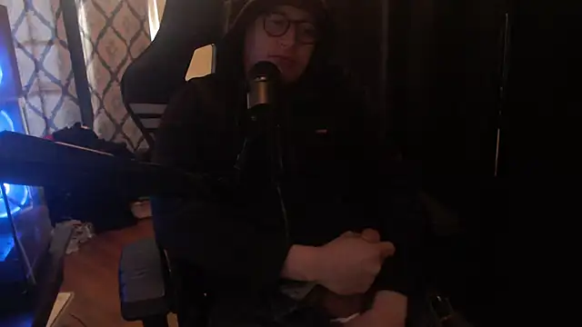 chicostick413 online show from March 2, 2026, 3:41 pm