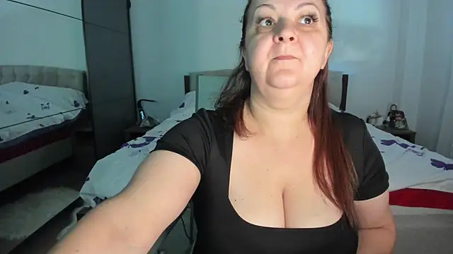 LoraCougar online show from September 23, 2025, 9:27 am