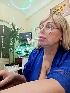 SusieNoreen online show from March 20, 2025, 7:58 am