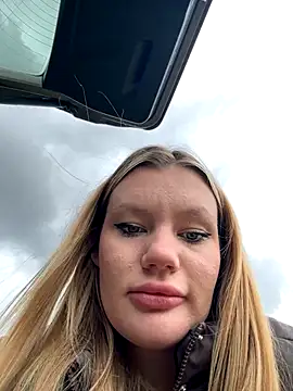 justmila online show from October 12, 2025, 9:54 am