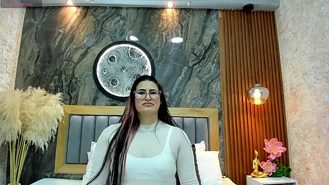 BellaPeers  online show from April 25, 2026, 11:46 am