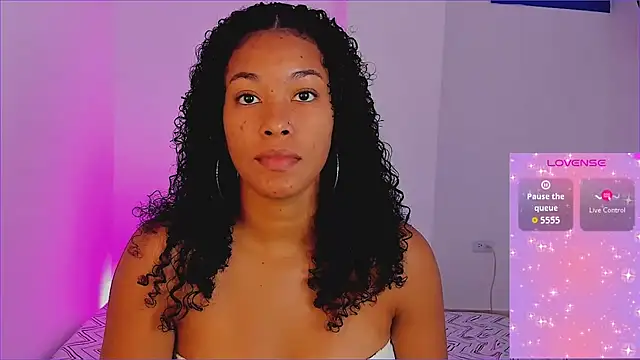 sasha fox00 online show from February 14, 2026, 5:07 am