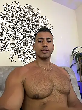 aaroncolombia online show from November 11, 2025, 1:17 pm