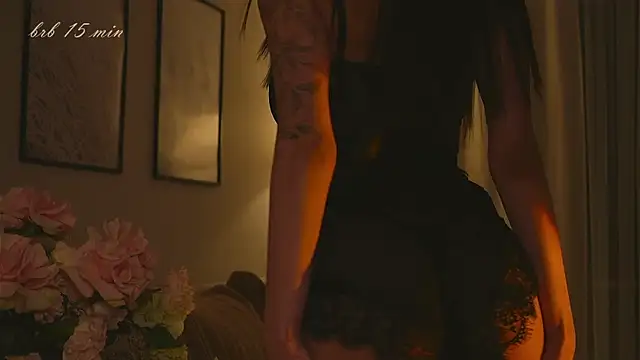 Snapshot of wowmolly chatting on October 13, 2025, 11:12 am wowmolly online show from October 13, 2025, 11:12 am