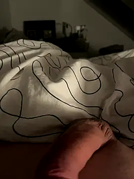 Snapshot of CroKita17 chatting on October 20, 2025, 8:09 pm CroKita17 online show from October 20, 2025, 8:09 pm