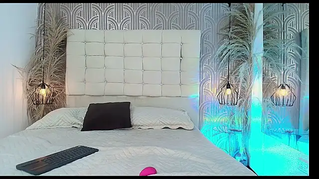 Snapshot of LeylaRangel chatting on November 9, 2025, 3:54 am LeylaRangel online show from November 9, 2025, 3:54 am