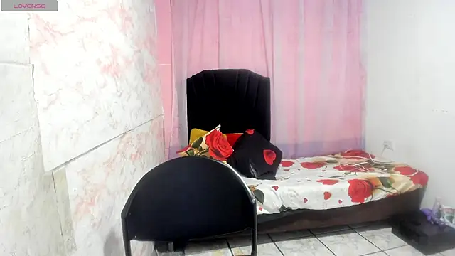 Snapshot of Brunette_sasha chatting on June 5, 2026, 1:28 pm Brunette sasha online show from June 5, 2026, 1:28 pm
