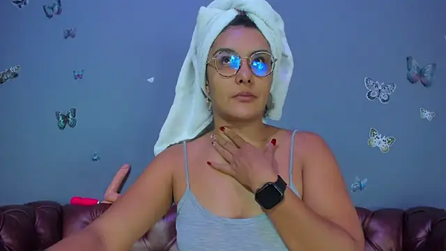 Kaira mosse online show from July 18, 2026, 11:52 am