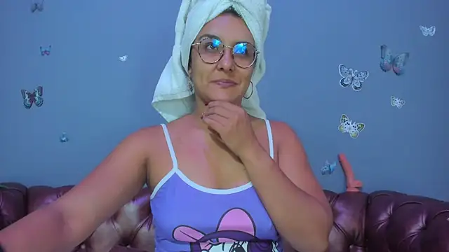 Kaira mosse online show from July 26, 2026, 11:39 am
