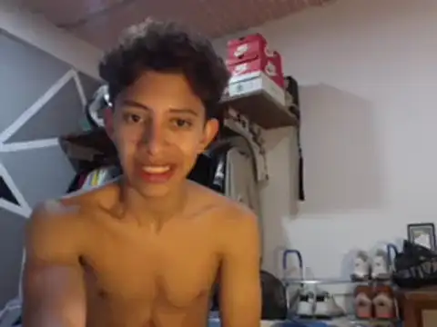 Snapshot of ferchitibellako chatting on December 4, 2024, 1:08 am ferchitibellako online show from December 4, 2024, 1:08 am