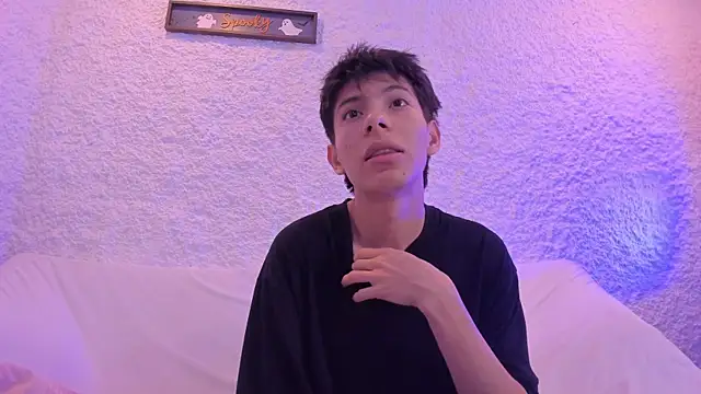 Snapshot of alexandersawyer chatting on December 4, 2025, 8:46 am alexandersawyer online show from December 4, 2025, 8:46 am