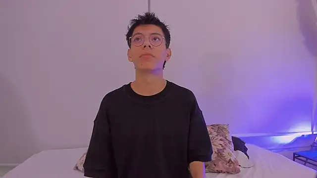 Snapshot of alexandersawyer chatting on November 29, 2025, 4:45 am alexandersawyer online show from November 29, 2025, 4:45 am