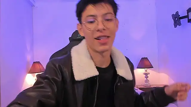 Snapshot of alexandersawyer chatting on November 28, 2025, 12:05 pm alexandersawyer online show from November 28, 2025, 12:05 pm