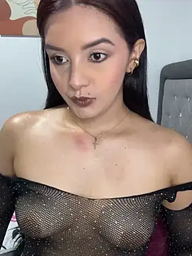 Melanyprada online show from May 13, 2026, 5:03 am