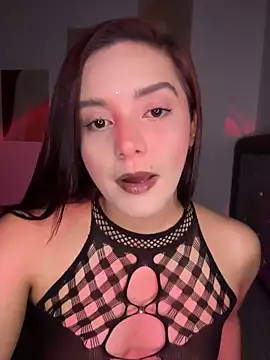 Melanyprada online show from June 17, 2026, 4:56 am