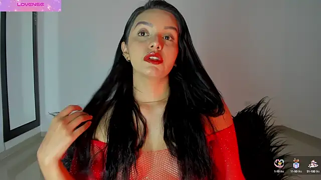 Snapshot of Melanyprada chatting on March 22, 2025, 1:43 am Melanyprada online show from March 22, 2025, 1:43 am