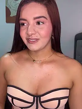 Melanyprada online show from June 23, 2026, 4:54 am