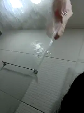 BranquinhaRj177 online show from March 7, 2026, 5:14 am