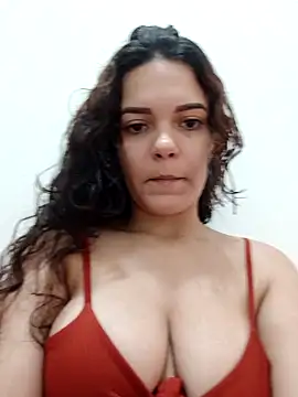 BranquinhaRj177 online show from April 17, 2026, 7:00 am