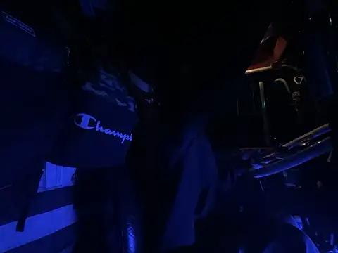 XMeF10 online show from November 5, 2025, 9:45 am