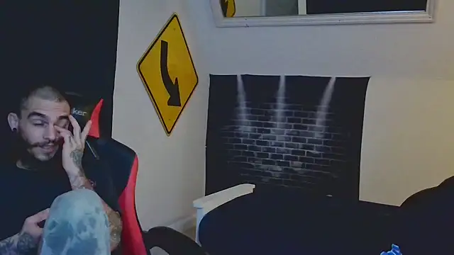 XMeF10 online show from March 19, 2025, 3:30 am