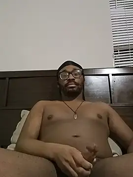 Snapshot of Hotcock100 chatting on July 7, 2026, 5:32 am Hotcock100 online show from July 7, 2026, 5:32 am