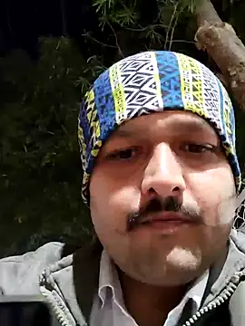 Snapshot of Akhil3290 chatting on January 10, 2025, 3:27 pm Akhil3290 online show from January 10, 2025, 3:27 pm