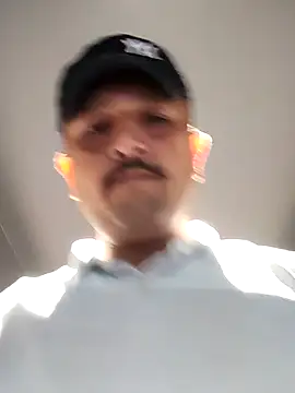 Snapshot of Akhil3290 chatting on March 17, 2025, 4:22 pm Akhil3290 online show from March 17, 2025, 4:22 pm