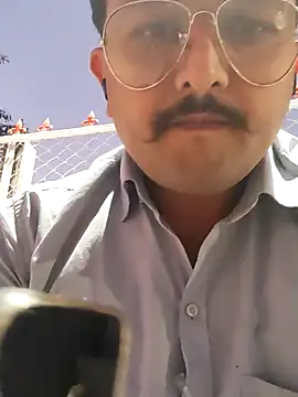 Snapshot of Akhil3290 chatting on January 27, 2025, 1:30 pm Akhil3290 online show from January 27, 2025, 1:30 pm