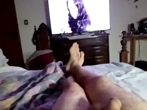 Snapshot of Pladurexxx chatting on October 7, 2025, 8:43 pm Pladurexxx online show from October 7, 2025, 8:43 pm