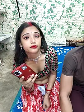 Snapshot of Dirty_couple_11 chatting on February 25, 2025, 8:36 am Dirty couple 11 online show from February 25, 2025, 8:36 am