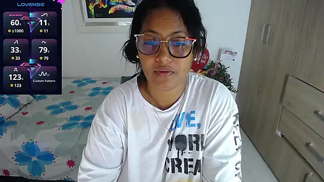 Snapshot of miajoseph_ chatting on February 17, 2025, 3:47 am miajoseph  online show from February 17, 2025, 3:47 am