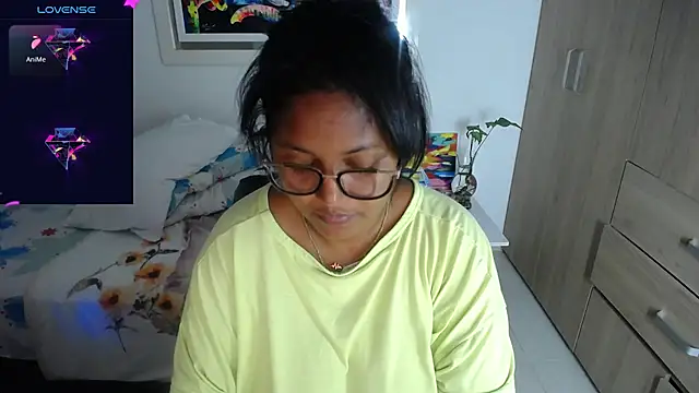 Snapshot of miajoseph_ chatting on February 4, 2025, 8:02 am miajoseph  online show from February 4, 2025, 8:02 am