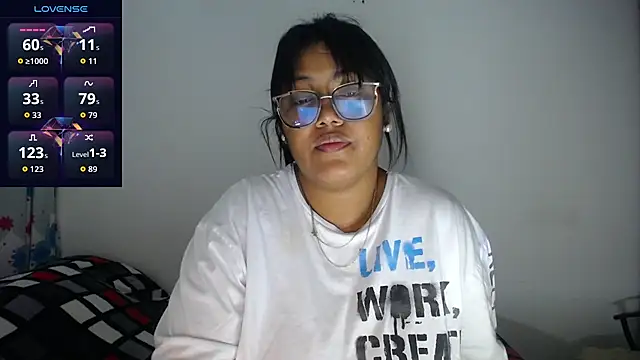 Snapshot of miajoseph_ chatting on October 27, 2025, 2:23 am miajoseph  online show from October 27, 2025, 2:23 am