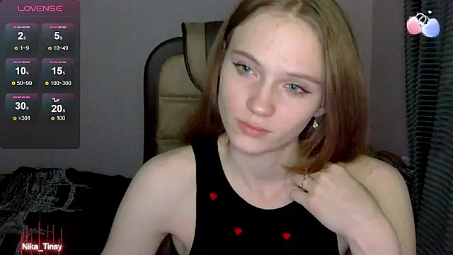 Snapshot of nika_tinsy chatting on December 6, 2024, 1:24 am nika tinsy online show from December 6, 2024, 1:24 am