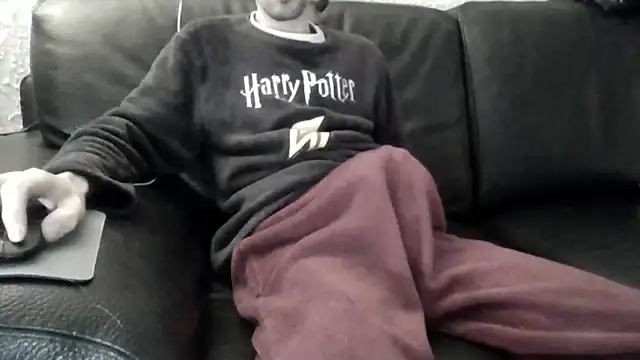 Snapshot of passif520 chatting on November 12, 2025, 9:13 am passif520 online show from November 12, 2025, 9:13 am