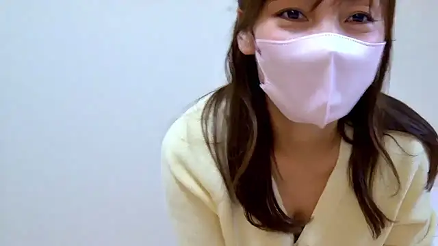 caro-caro online show from October 5, 2025, 4:36 am