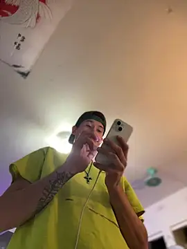 bigdckstud online show from April 23, 2026, 11:39 pm