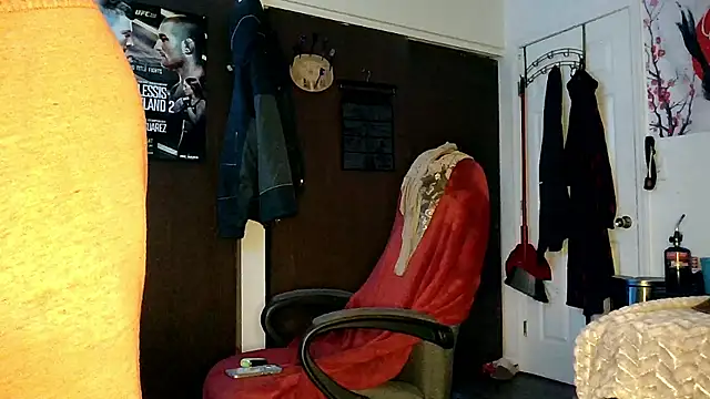 bigdckstud online show from March 9, 2025, 2:39 am