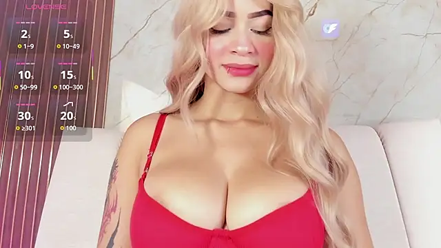 Snapshot of kenayfox chatting on February 22, 2026, 6:05 am kenayfox online show from February 22, 2026, 6:05 am