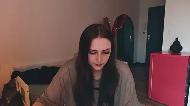 Snapshot of ce_leste__ chatting on November 23, 2025, 12:37 pm ce leste online show from November 23, 2025, 12:37 pm