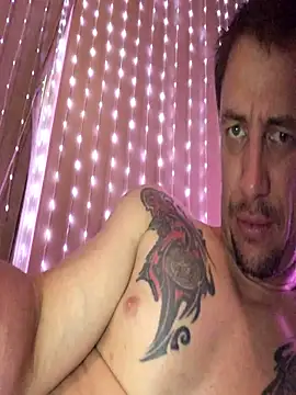 Highfrog1 online show from October 25, 2025, 4:18 pm