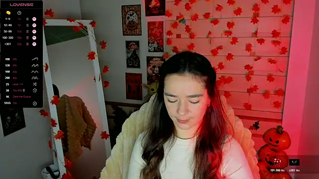 Snapshot of Bella_XO chatting on November 3, 2025, 7:35 am Bella XO online show from November 3, 2025, 7:35 am