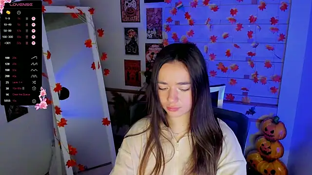 Snapshot of Bella_XO chatting on October 30, 2025, 8:01 am Bella XO online show from October 30, 2025, 8:01 am